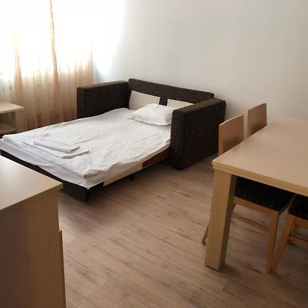 Апартамент В Хотел Стената, Пампорово Apartment สโมลยัน ภายนอก รูปภาพ